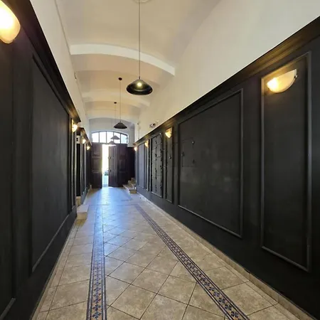 Abar Hostel